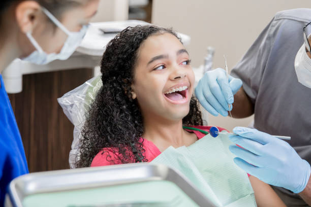 Best Emergency Tooth Extraction in Evansdale, IA